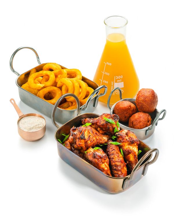 3. WINGS LUNCH BOX